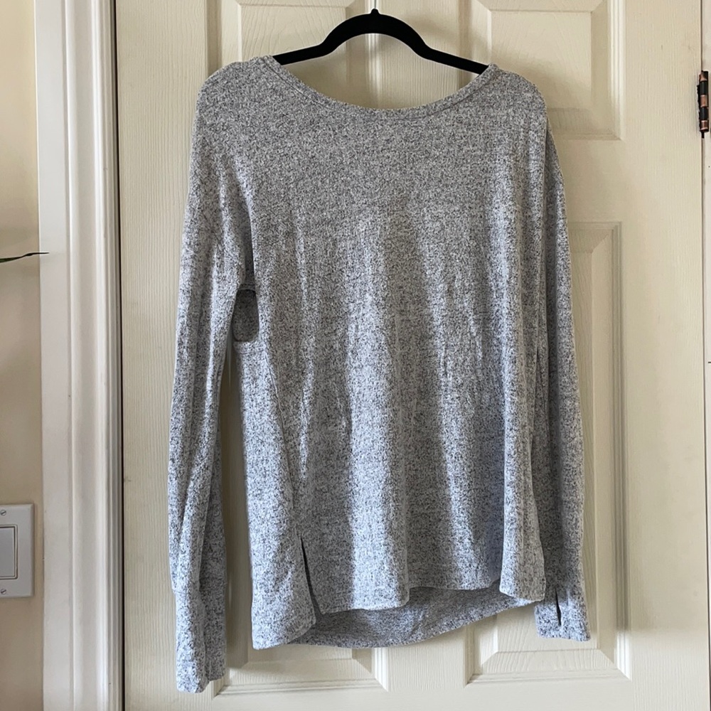 C’est moi athleisure lounge top with back cutouts